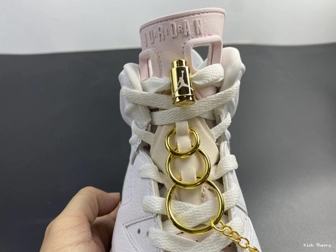Kicktheory 6 Hoops Retro Jordan DH9696-100 (W) Gold Air 0823